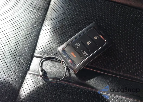 2023 Jeep Wagoneer Series Iii 4X2 z USA, uszkodzony, nr VIN 1C4SJUDPXPS505840